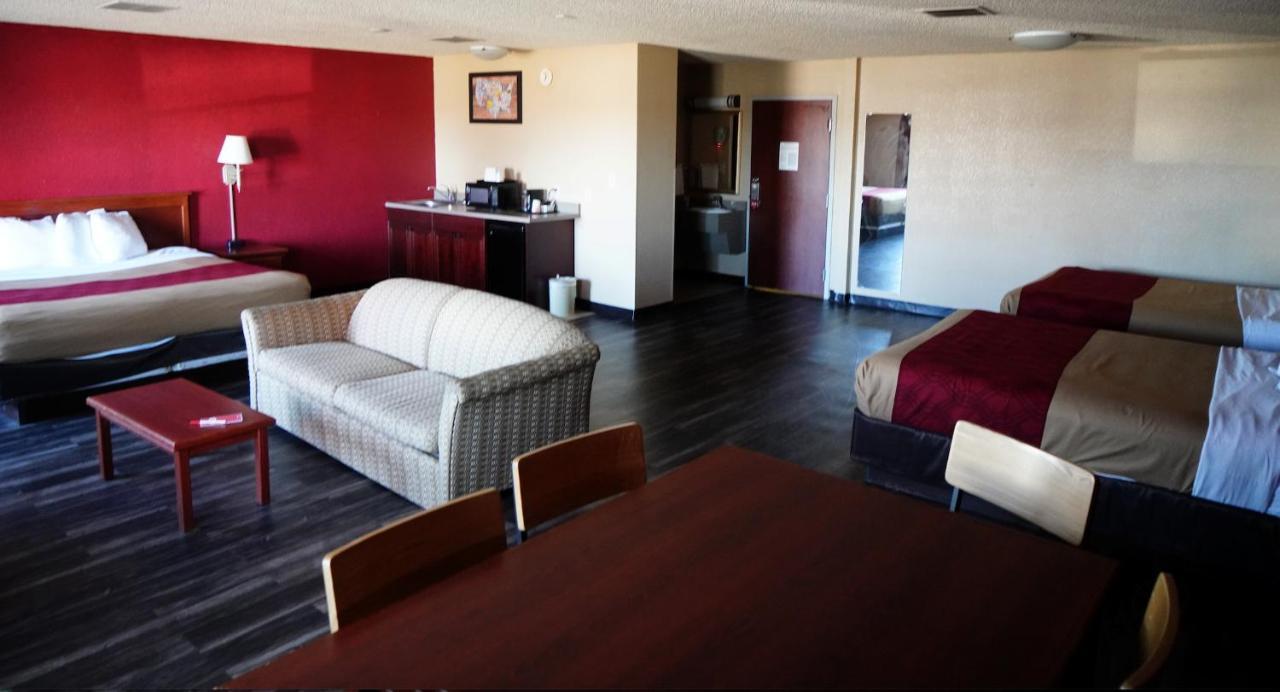 Econo Lodge Inn & Suites Kearney Zewnętrze zdjęcie