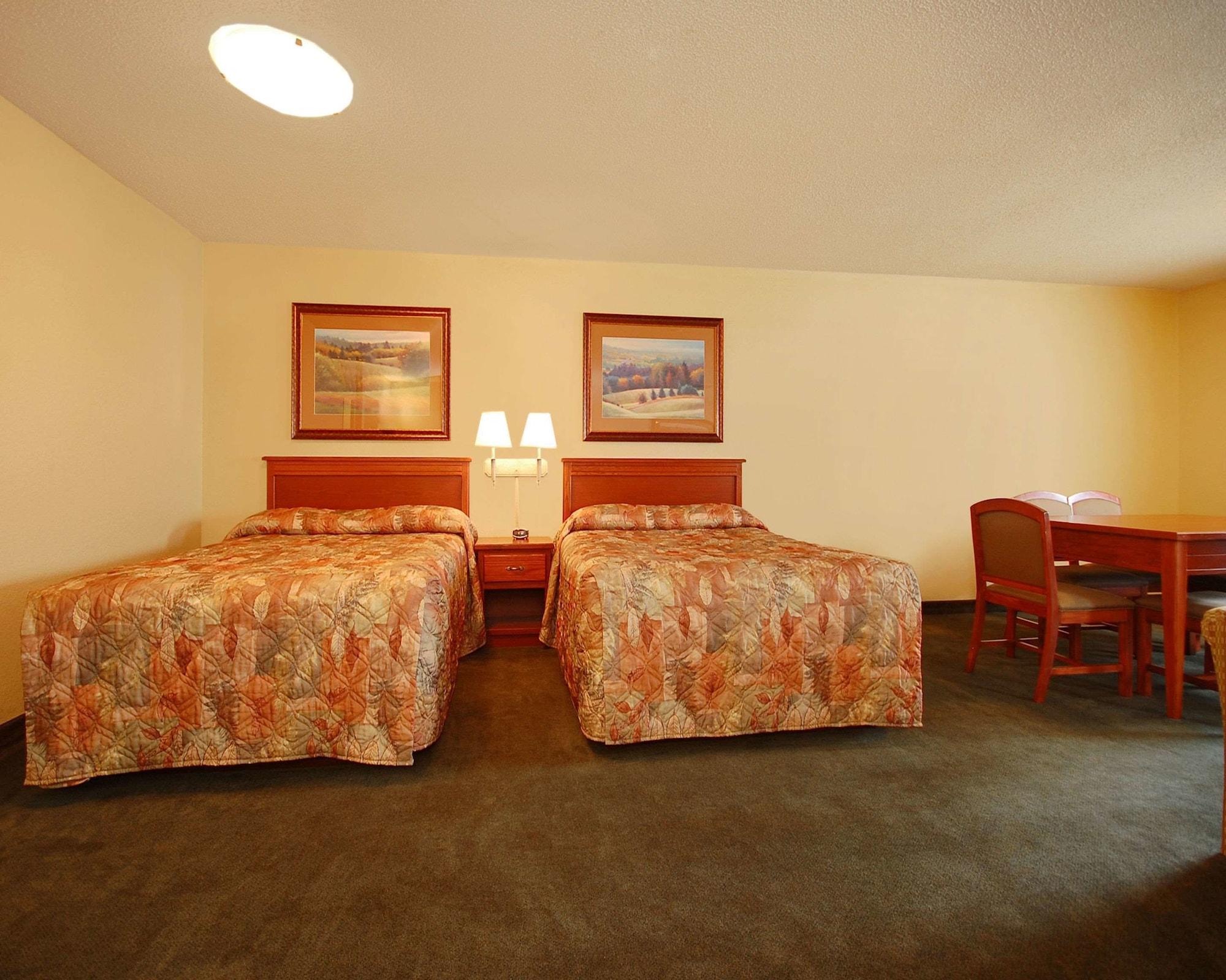 Econo Lodge Inn & Suites Kearney Zewnętrze zdjęcie